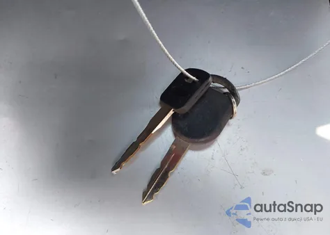 2005 Ford Explorer Sport Trac Adrenalin/Xls/Xlt z USA, uszkodzony, nr VIN 1FMZU67K65UB81834